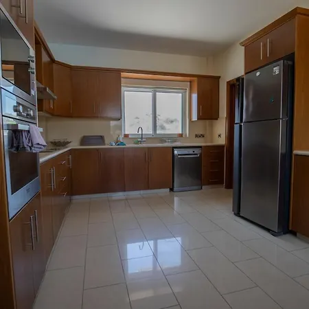 Villa Savv Holiday Villa *